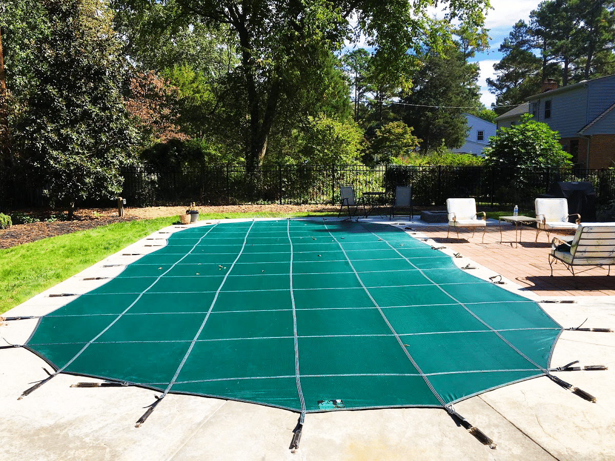 kids swimming pool with cover